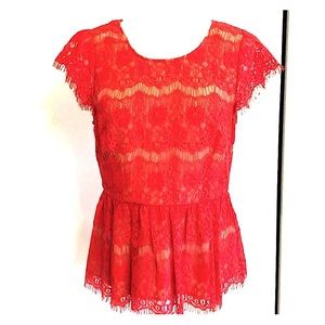 Gorgeous, feminine, Coral lace Maeve size M